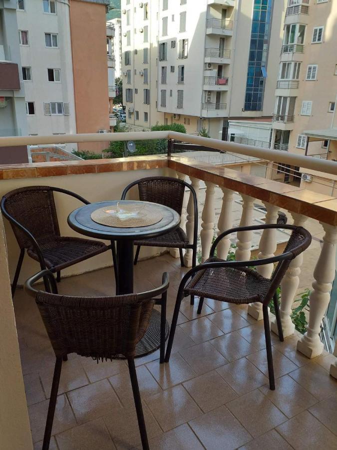 Apartman Vasilije Lägenhet Budva